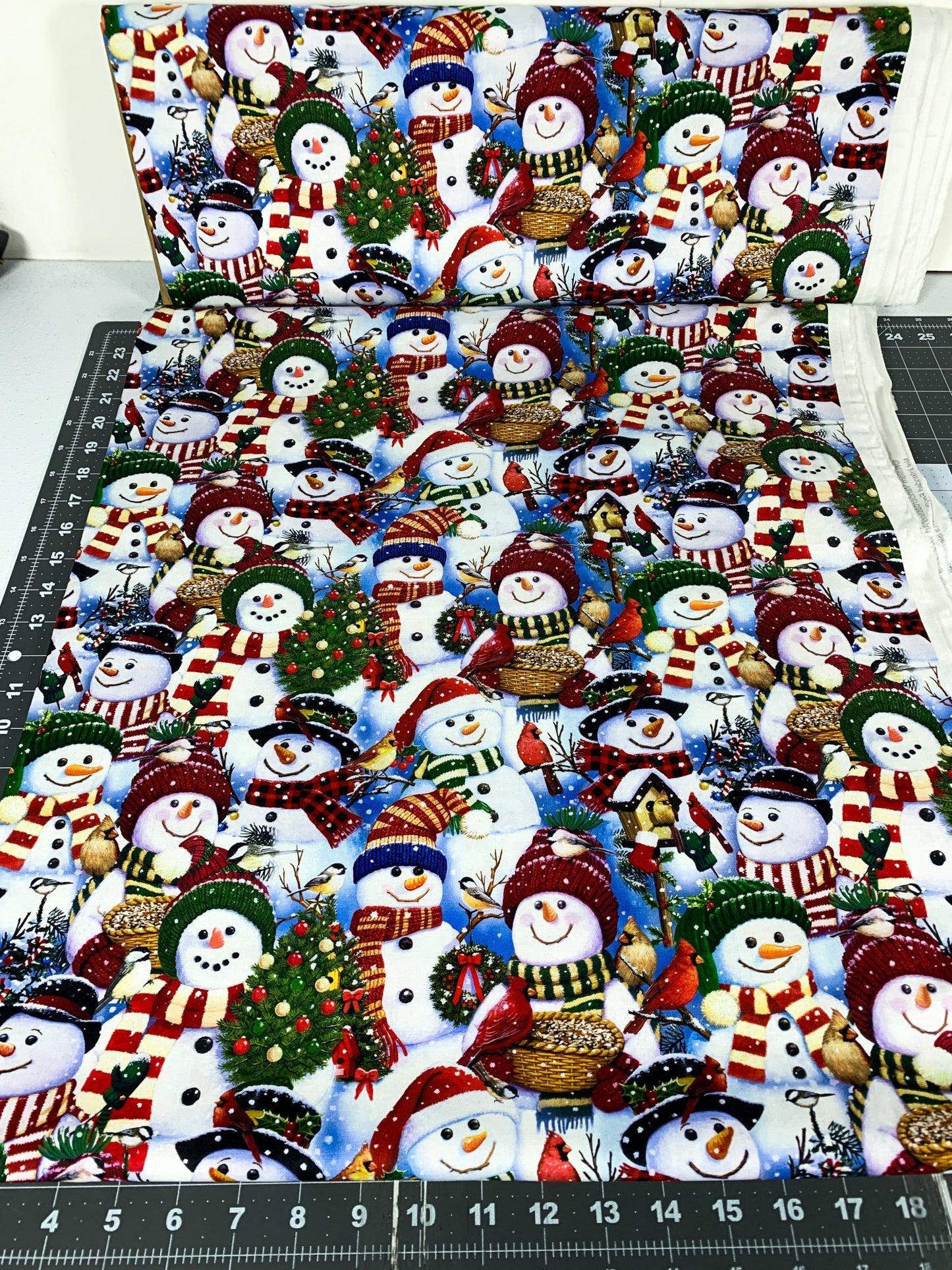 Snowman Cotton Fabric AL-3516 Christmas Cotton Fabric - Mary Jo Fabrics