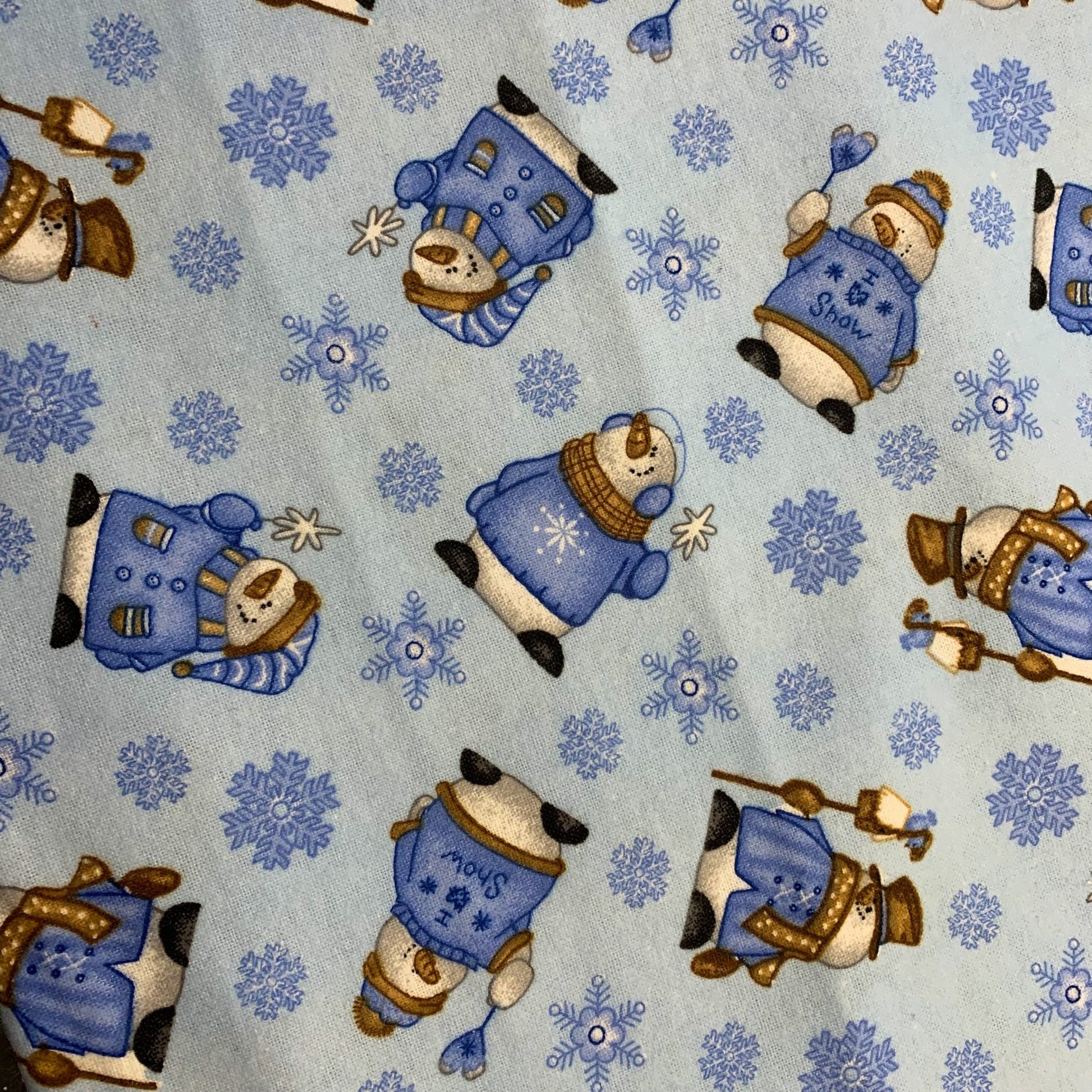 Snowmen FLANNEL 1062 Light Blue Snowflakes Cotton flannel - Mary Jo Fabrics