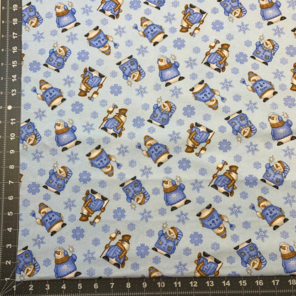 Snowmen FLANNEL 1062 Light Blue Snowflakes Cotton flannel - Mary Jo Fabrics