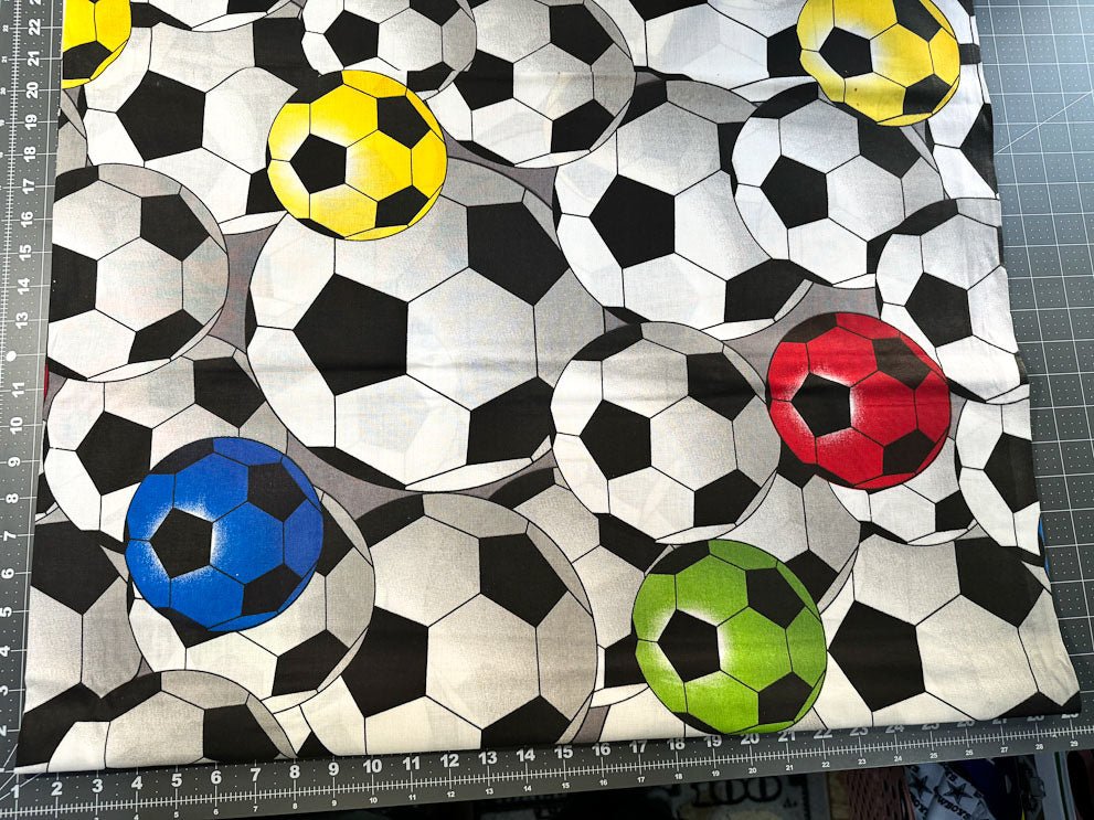 Soccer ball fabric Large soccer balls - Mary Jo Fabrics