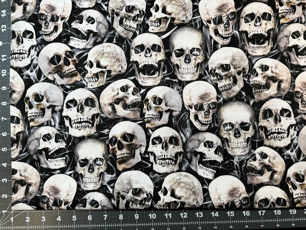 Wicked Smokin Skull fabric CD2417 Smile Skulls