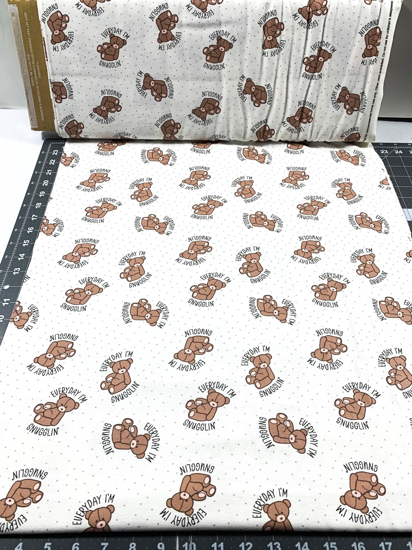 Teddy Bear FLANNEL 1974 - 7666 Nursery Flannel - Mary Jo Fabrics
