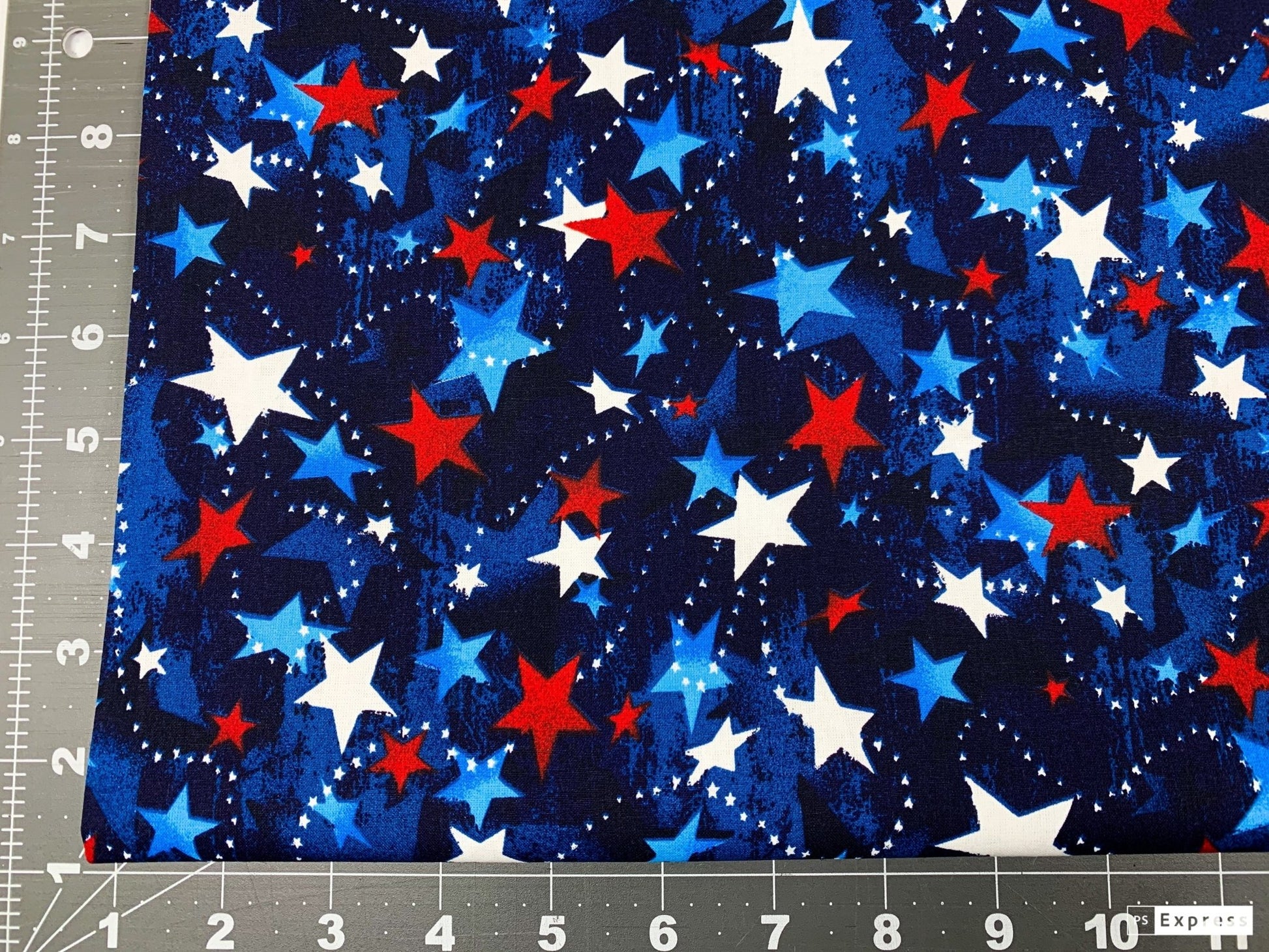 USA Streaming Stars fabric 48476 Patriotic cotton fabric - Mary Jo Fabrics