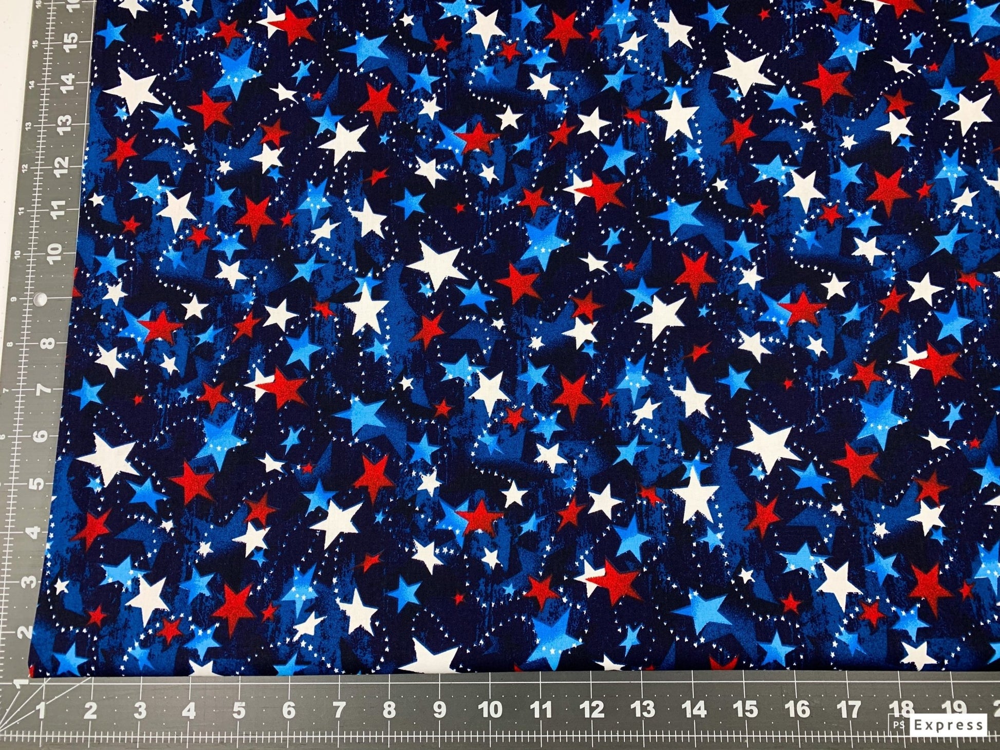 USA Streaming Stars fabric 48476 Patriotic cotton fabric - Mary Jo Fabrics