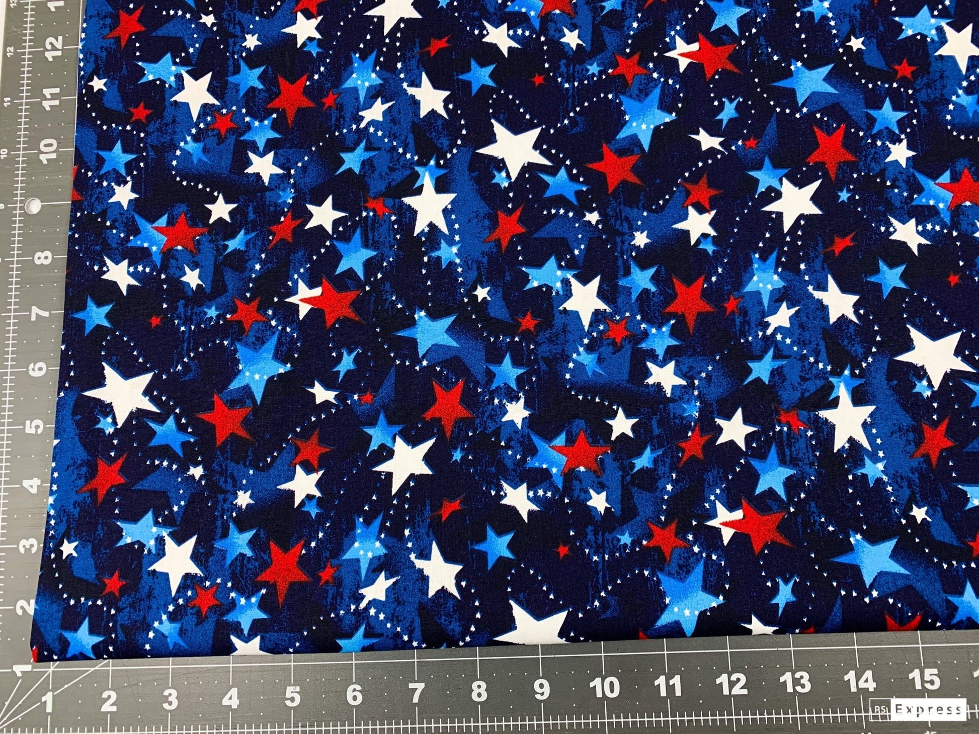 USA Streaming Stars fabric 48476 Patriotic cotton fabric - Mary Jo Fabrics