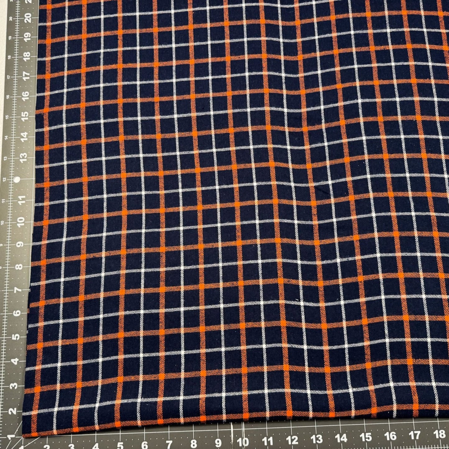 Virginian Yarn Dyed FLANNEL 6956 Plaid - Mary Jo Fabrics