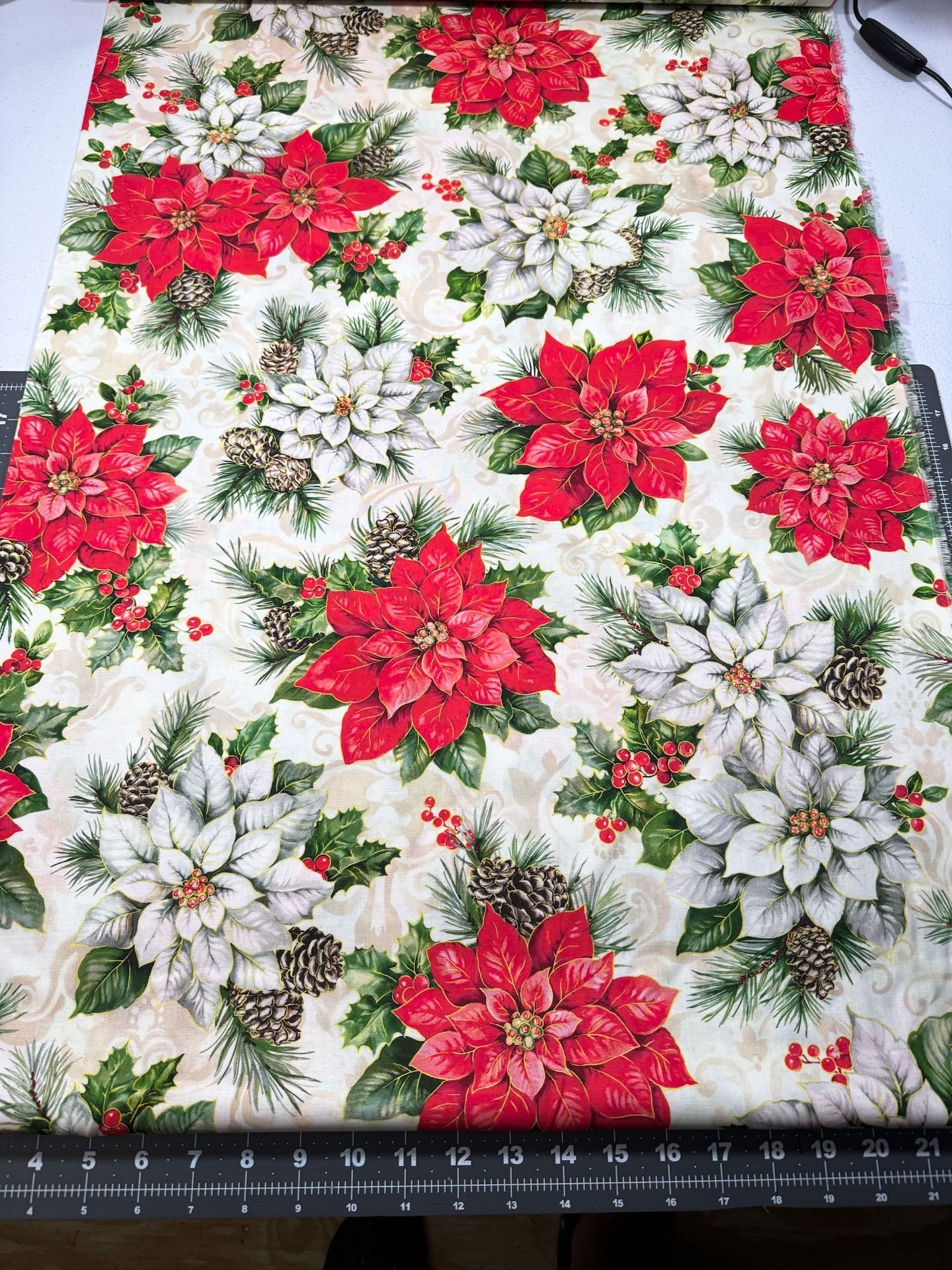 White and Red Poinsettia fabric Christmas cotton fabric - Mary Jo Fabrics