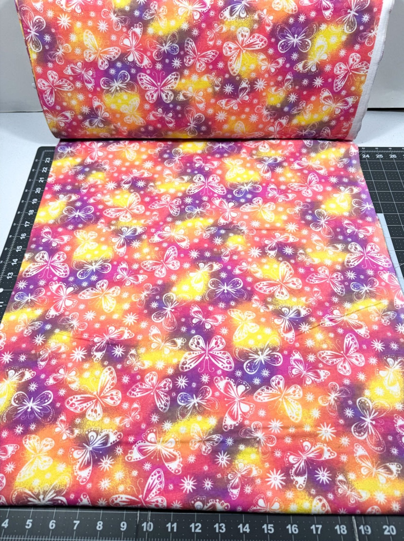 White Butterflies FLANNEL 1031 - 22 Warm Pinks and Purples - Mary Jo Fabrics