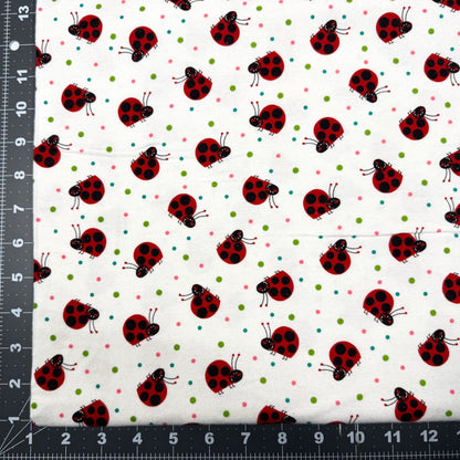 White Ladybug FLANNEL 1019 - 8 Cute ladybugs - Mary Jo Fabrics
