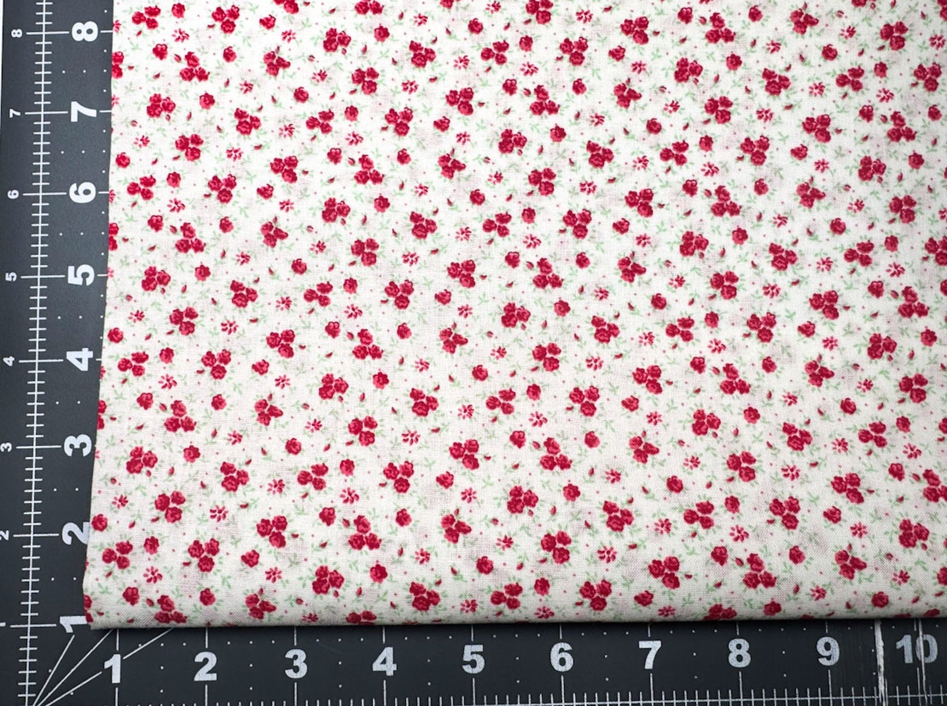 Wild Flower Fabric 45584 Red and Pink Floral - Mary Jo Fabrics