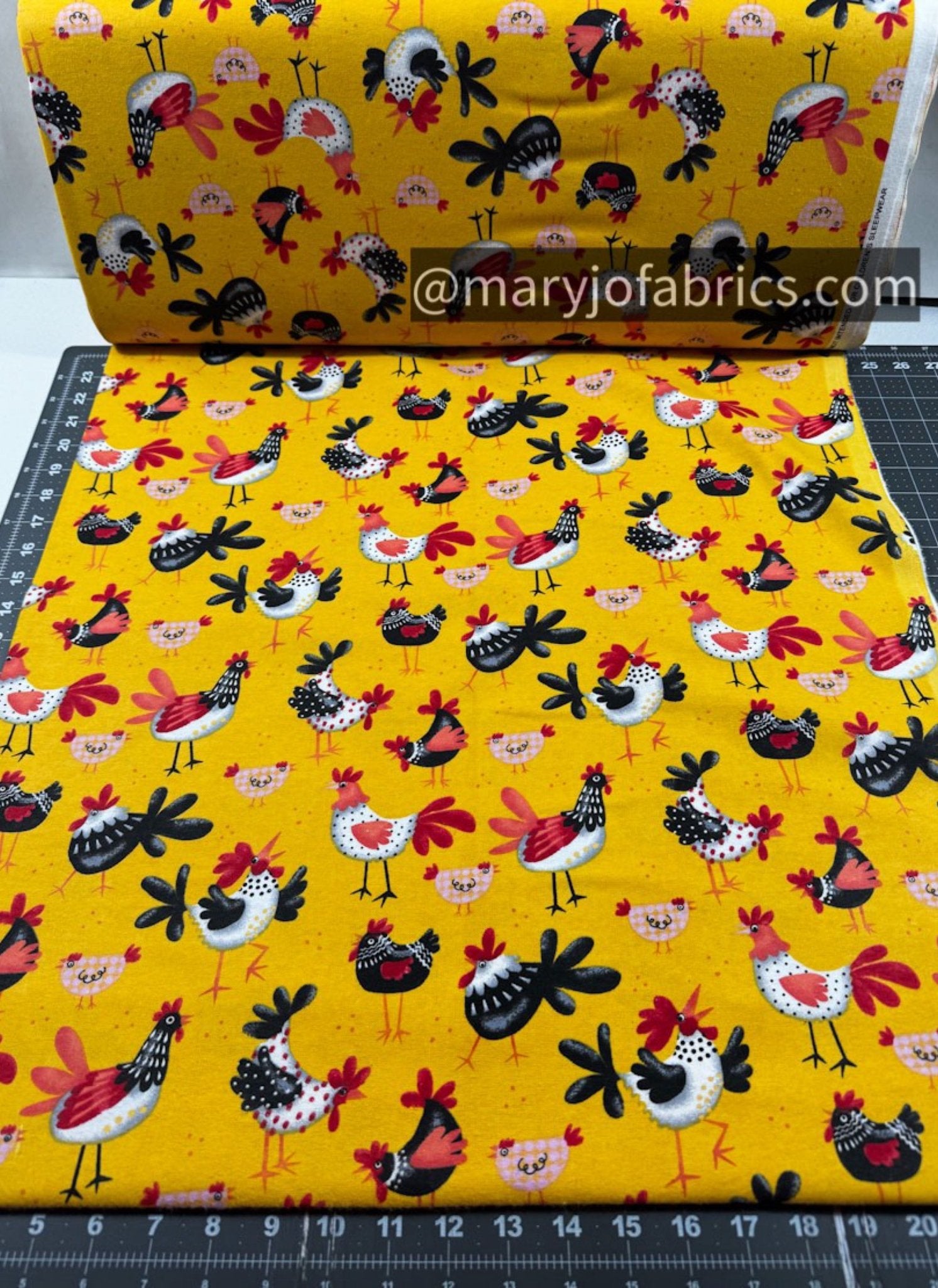 Yellow Chicken FLANNEL 44 - 6361 Cute Hens - Mary Jo Fabrics