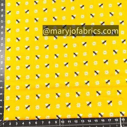 Yellow Simple Bee Fabric DX - 3525 Cute Bumblebees - Mary Jo Fabrics
