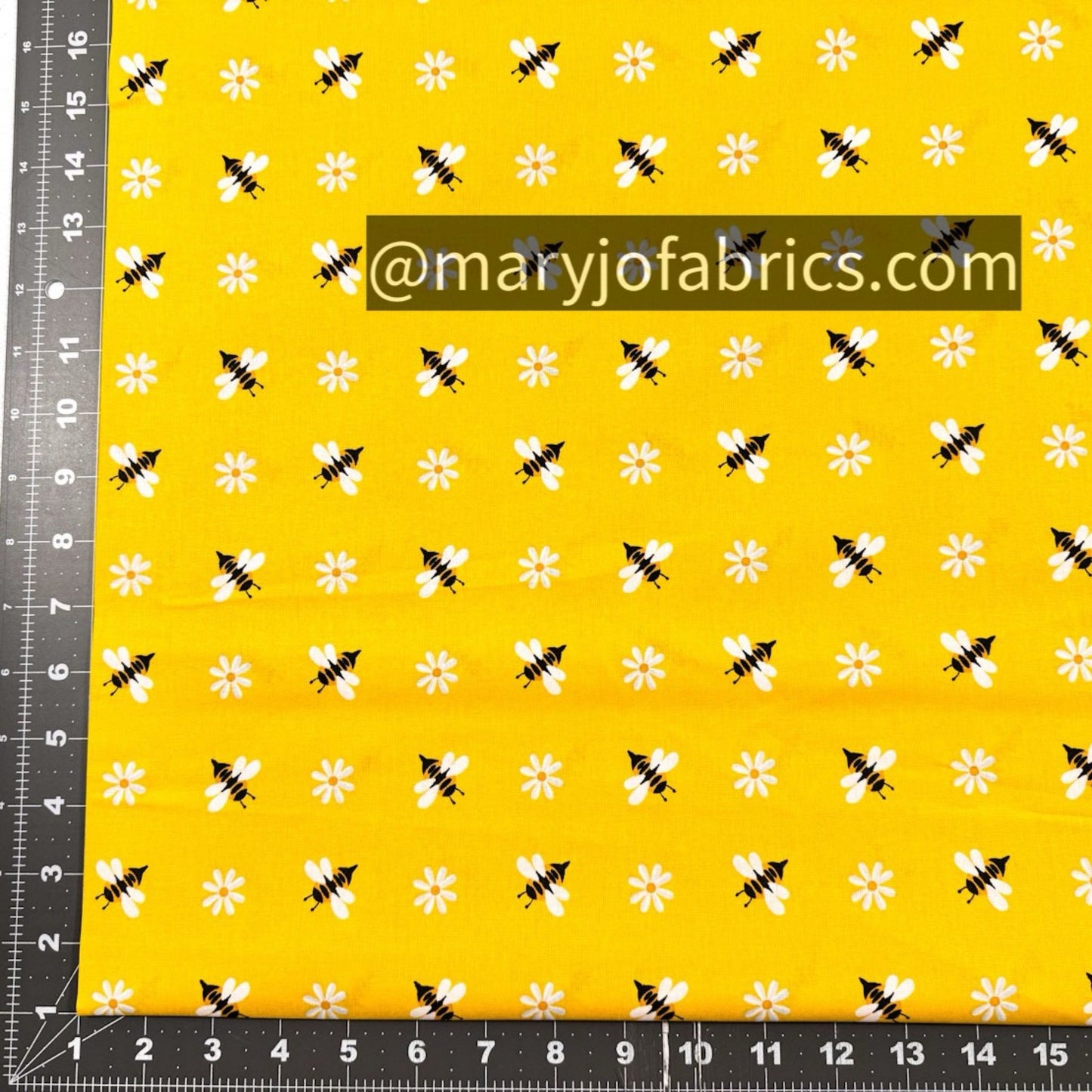 Yellow Simple Bee Fabric DX - 3525 Cute Bumblebees - Mary Jo Fabrics