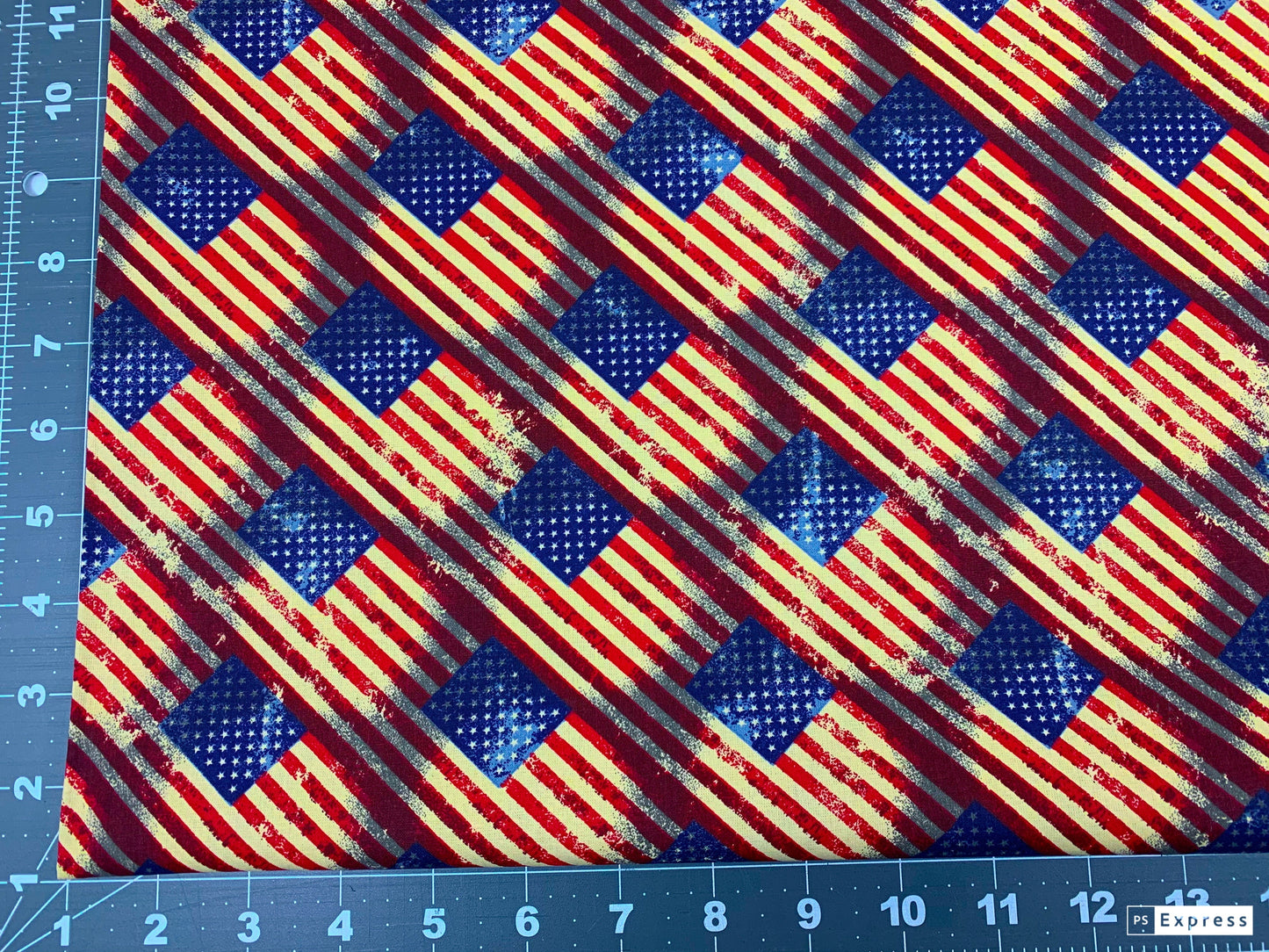 Shabby Chic American flag fabric 48475 USA fabric