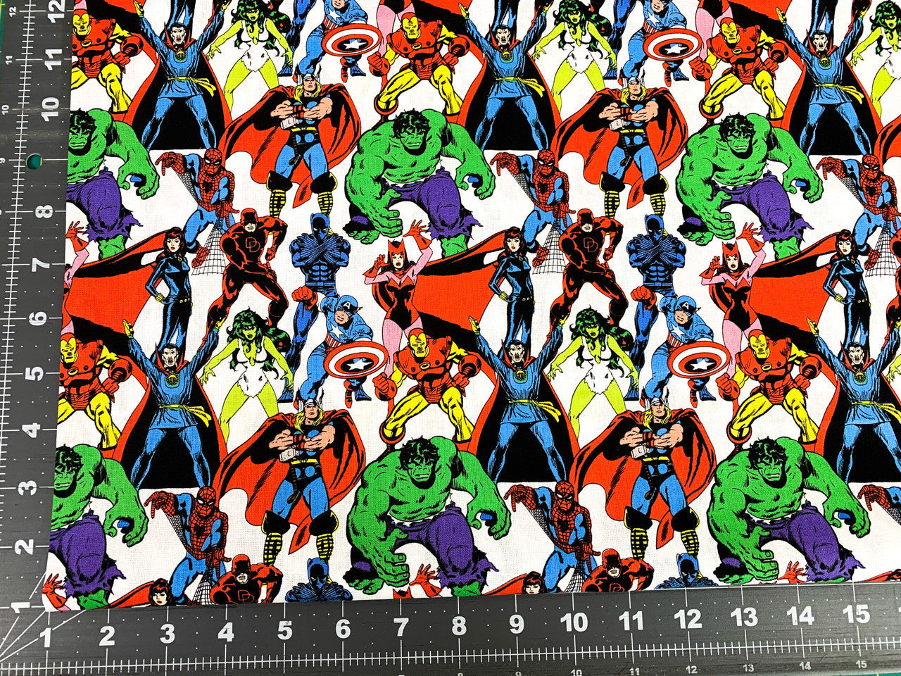 Marvel fabric Retro 77366 avenger fabric